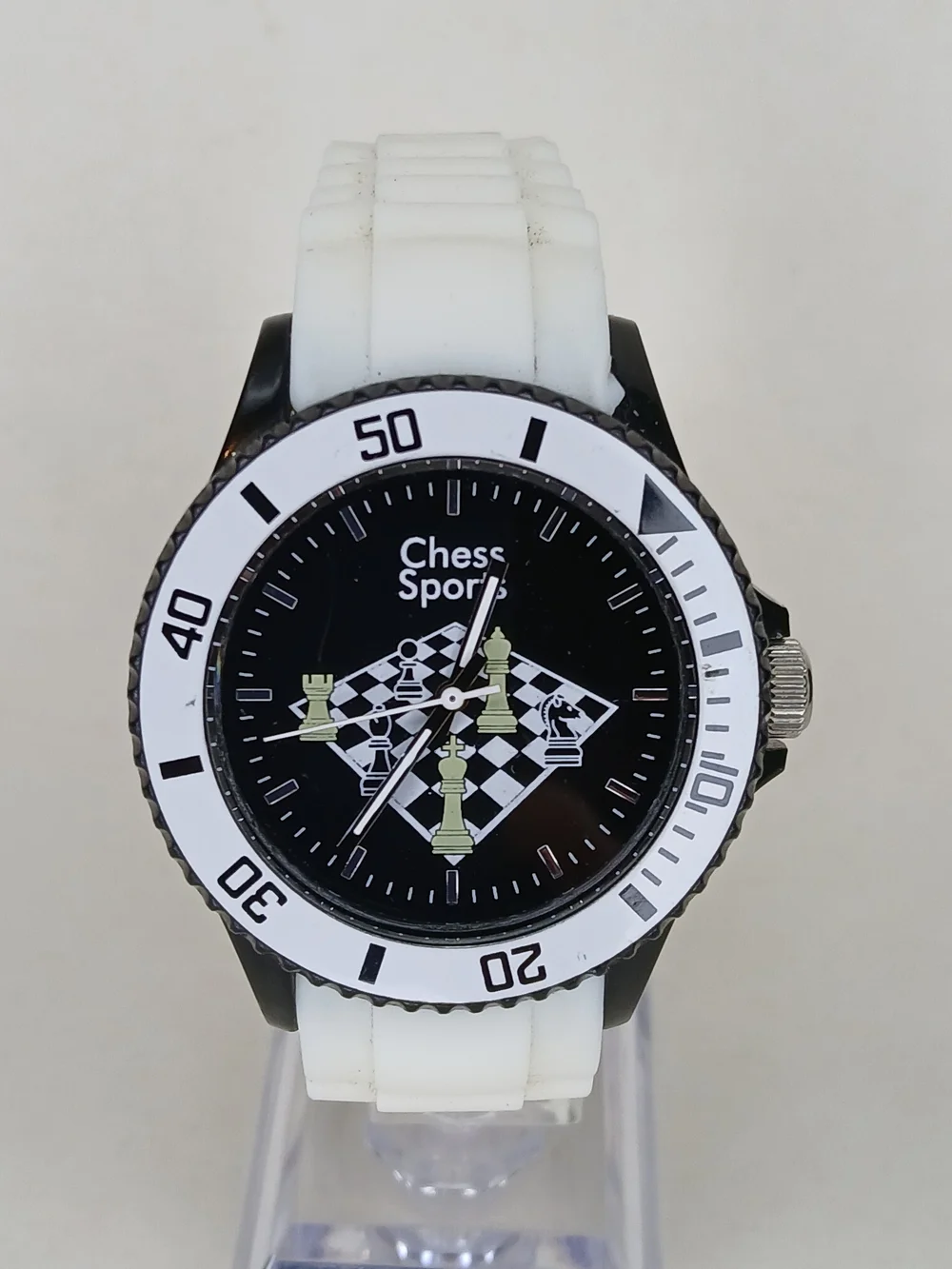 ​Chess Evolution Sports Quartz Watch White Silicone Strap Board Game Theme
